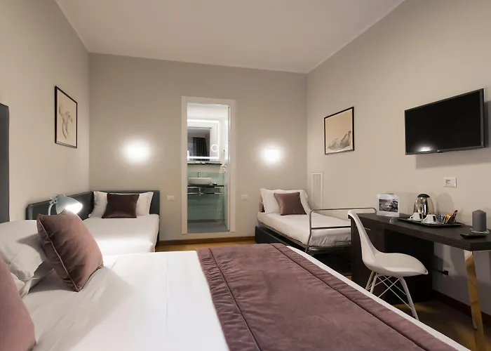 Vittoriano בית הארחה 4*